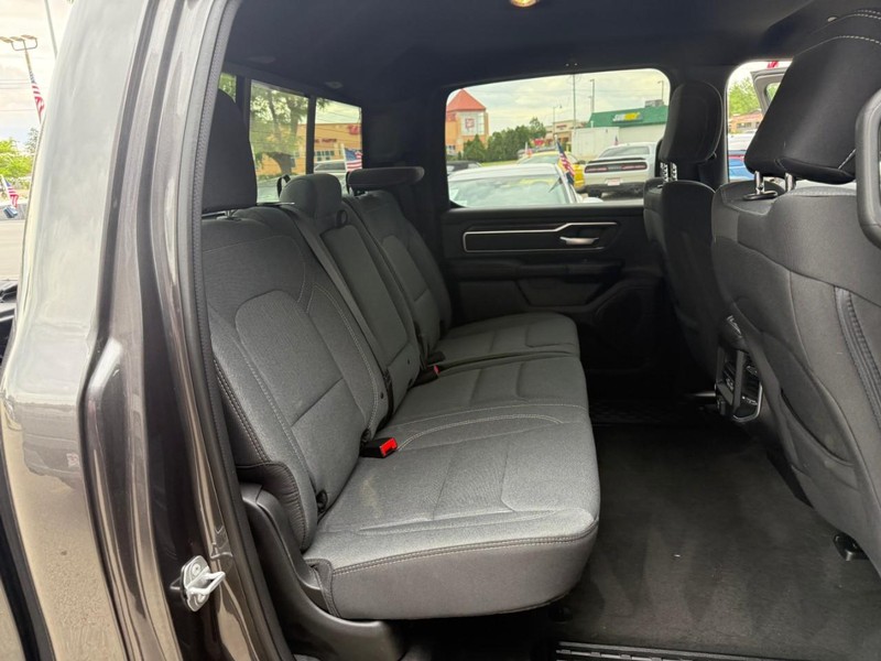 Ram 1500 Vehicle Image 14