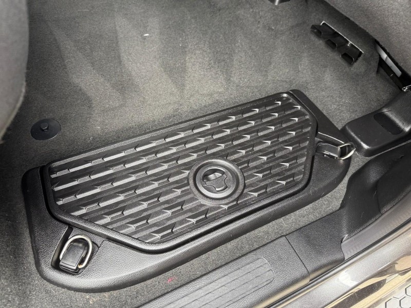 Ram 1500 Vehicle Image 16