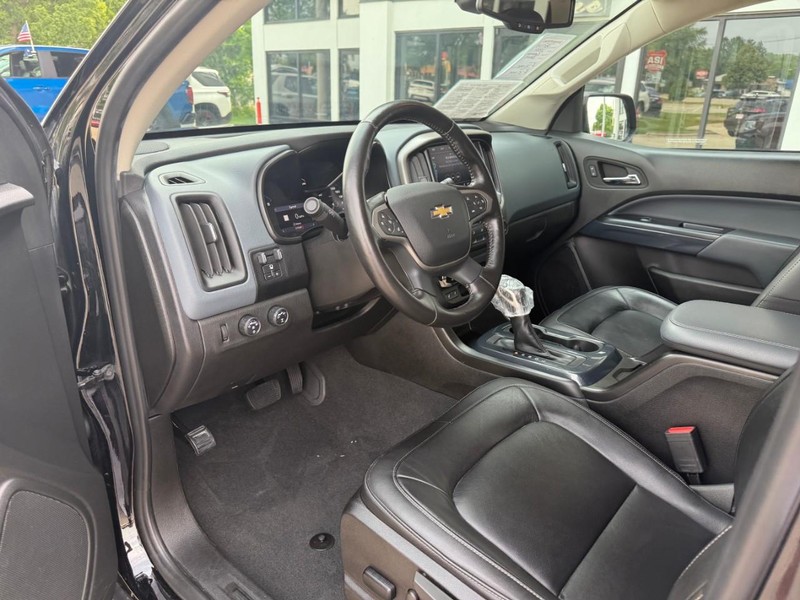 Chevrolet Colorado Vehicle Image 10