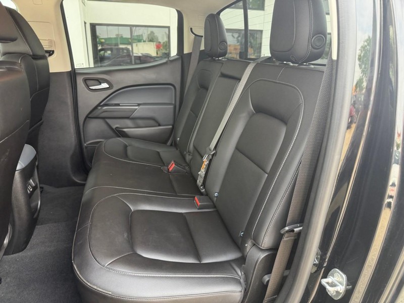 Chevrolet Colorado Vehicle Image 11