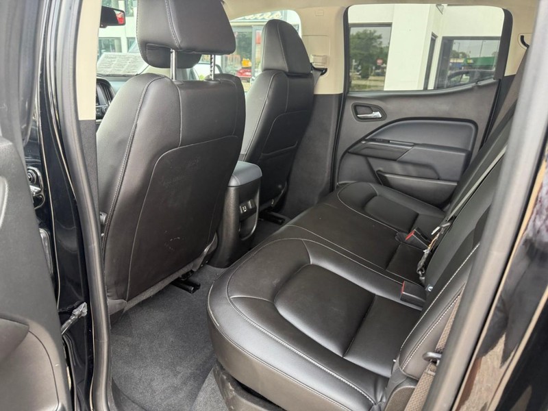 Chevrolet Colorado Vehicle Image 12