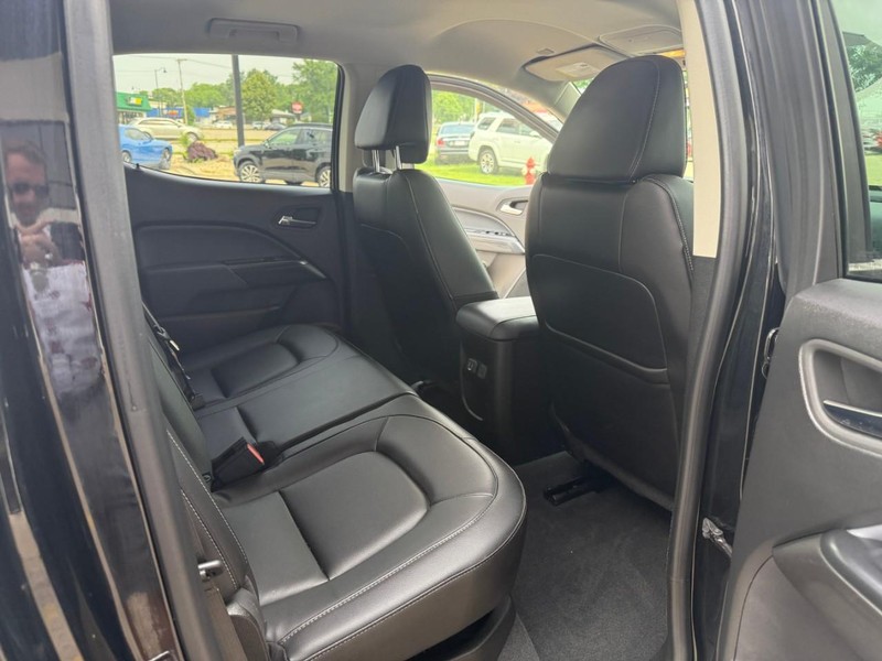 Chevrolet Colorado Vehicle Image 15