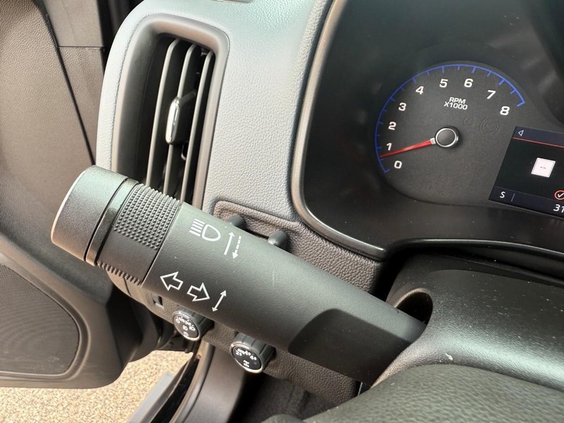 Chevrolet Colorado Vehicle Image 22