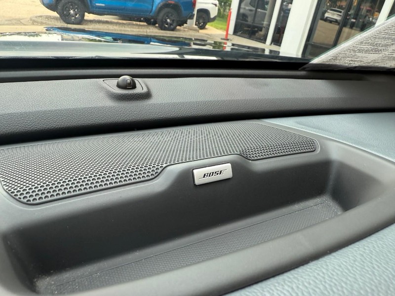 Chevrolet Colorado Vehicle Image 26