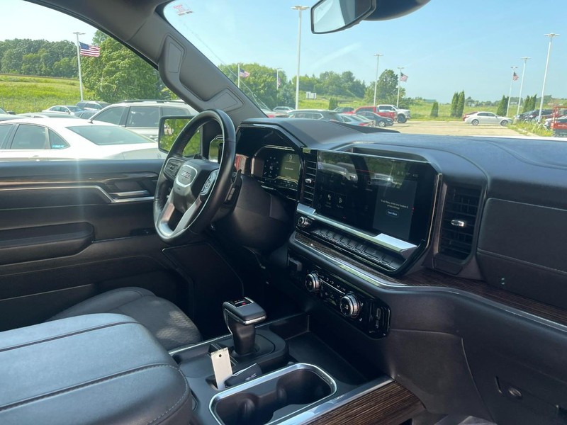 GMC Sierra 1500 Vehicle Image 10
