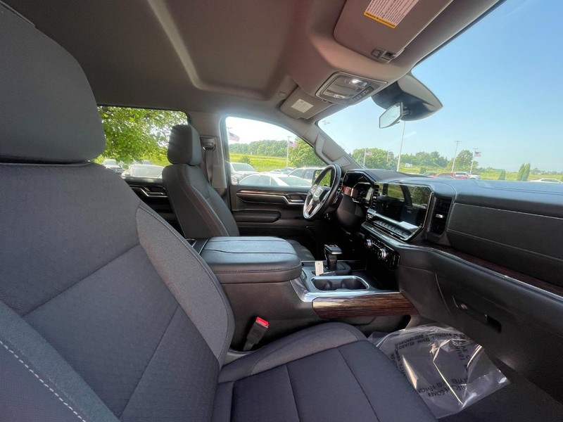 GMC Sierra 1500 Vehicle Image 11