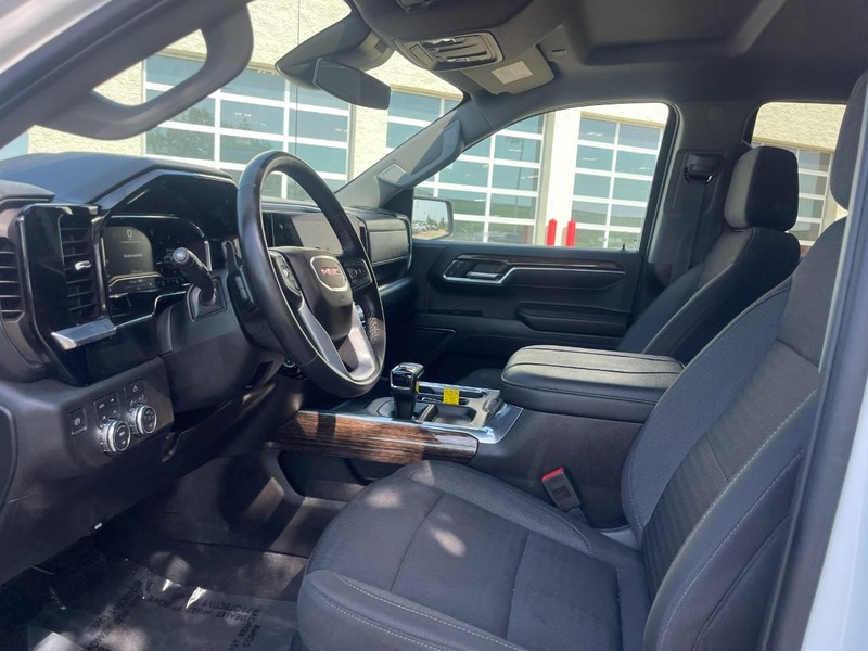 GMC Sierra 1500 Vehicle Image 18