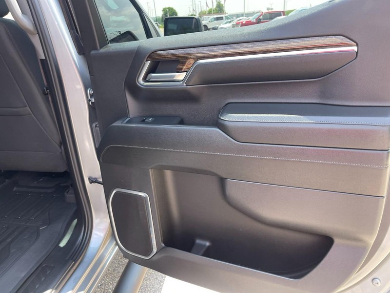 GMC Sierra 1500 Vehicle Image 14
