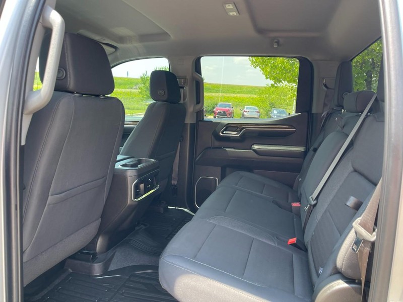 GMC Sierra 1500 Vehicle Image 15
