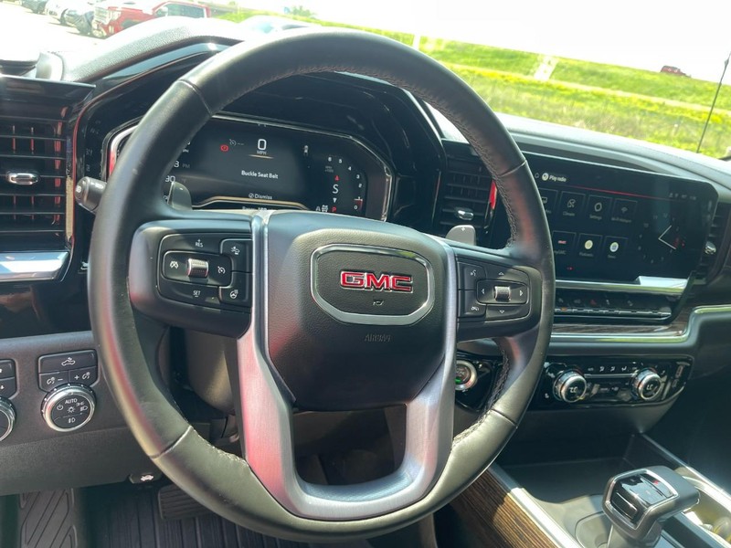GMC Sierra 1500 Vehicle Image 21