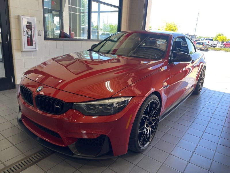 BMW M4 Vehicle Image 02