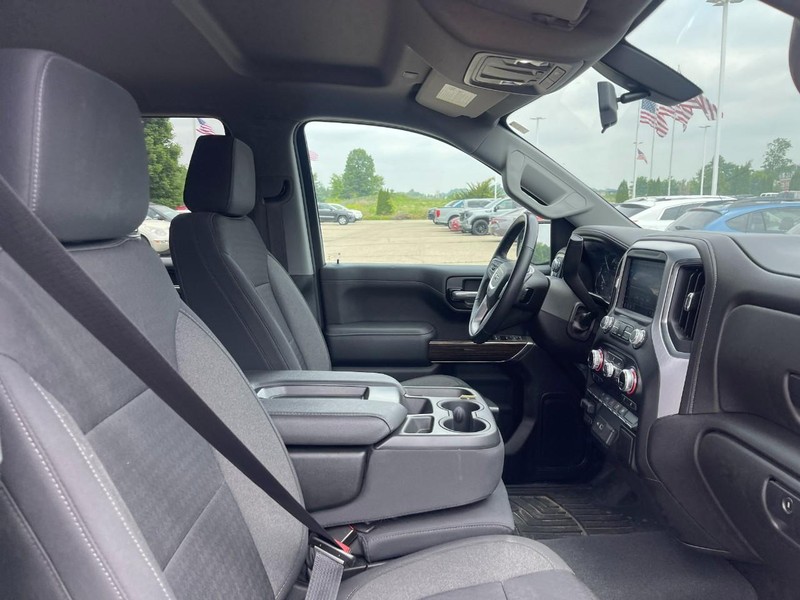 GMC Sierra 1500 Vehicle Image 03