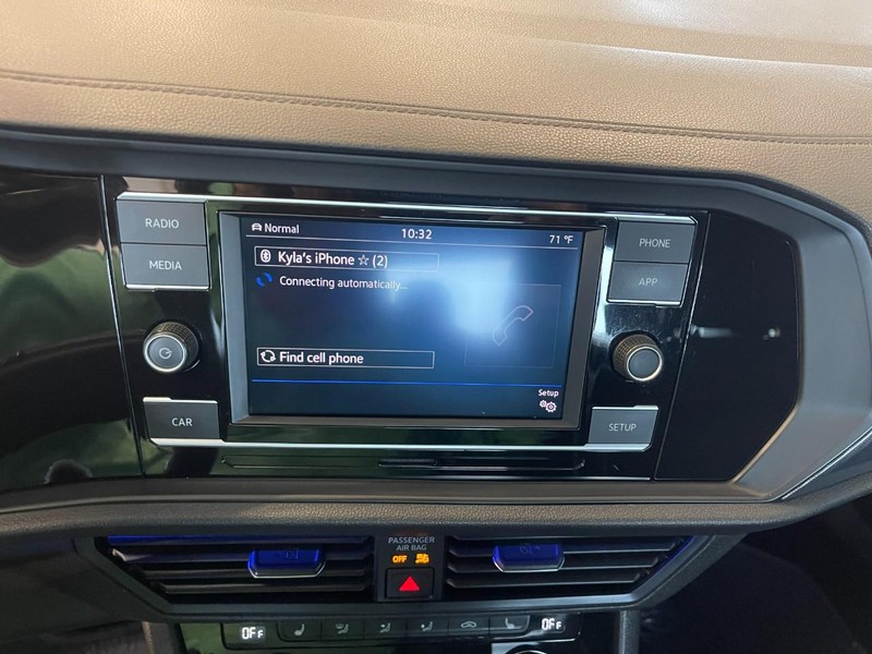 Volkswagen Jetta GLI Vehicle Image 25