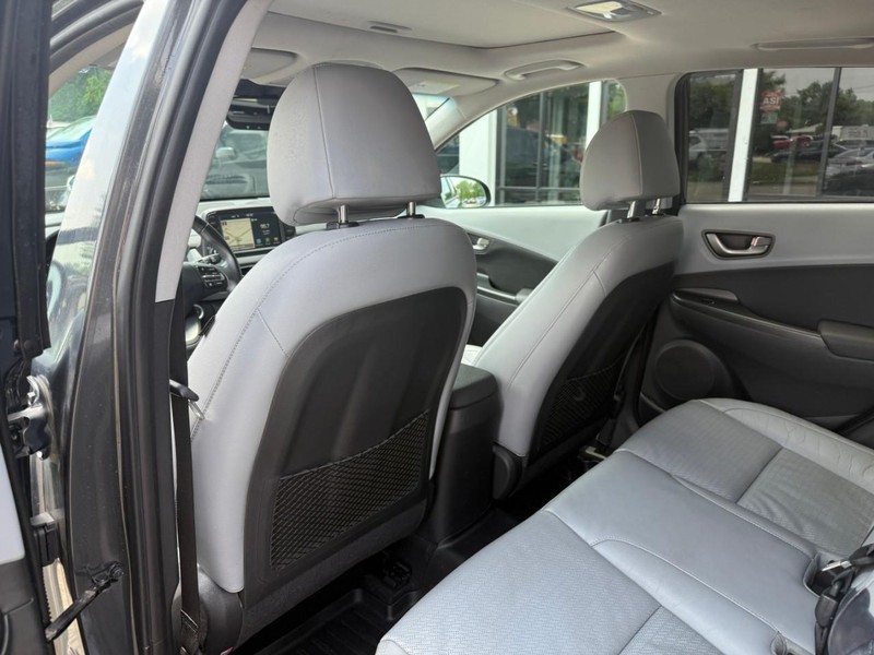 Hyundai Kona Vehicle Image 11