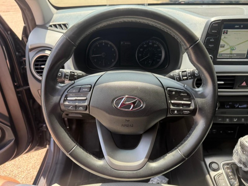 Hyundai Kona Vehicle Image 19