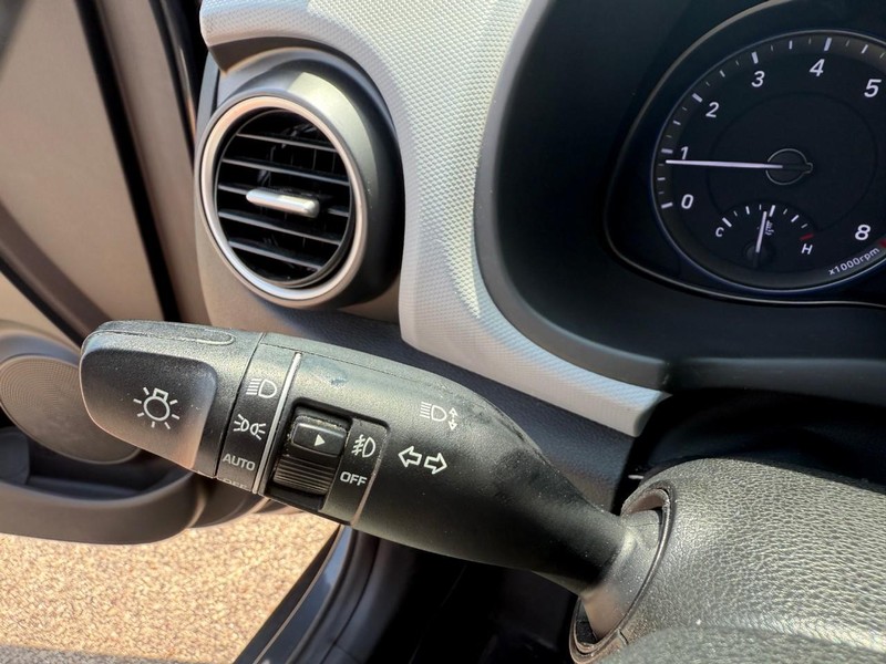 Hyundai Kona Vehicle Image 22