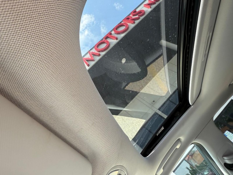 Hyundai Kona Vehicle Image 32