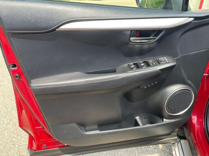 Lexus NX Vehicle Image 23