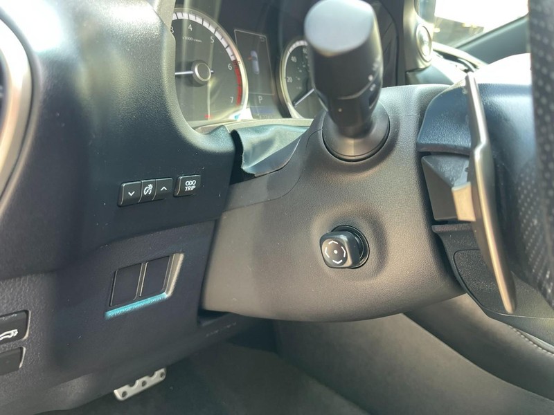 Lexus NX Vehicle Image 28