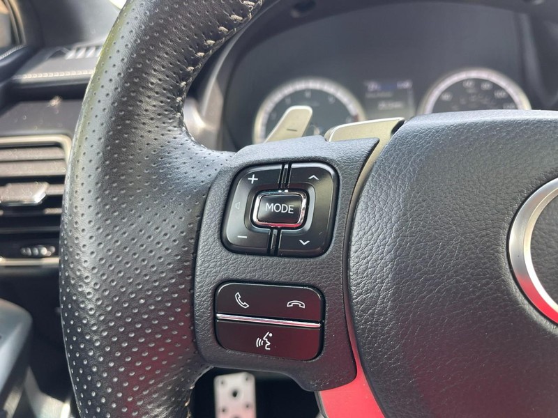 Lexus NX Vehicle Image 32
