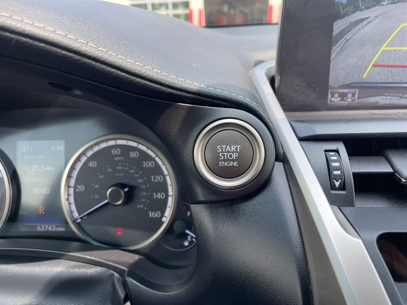 Lexus NX Vehicle Image 37