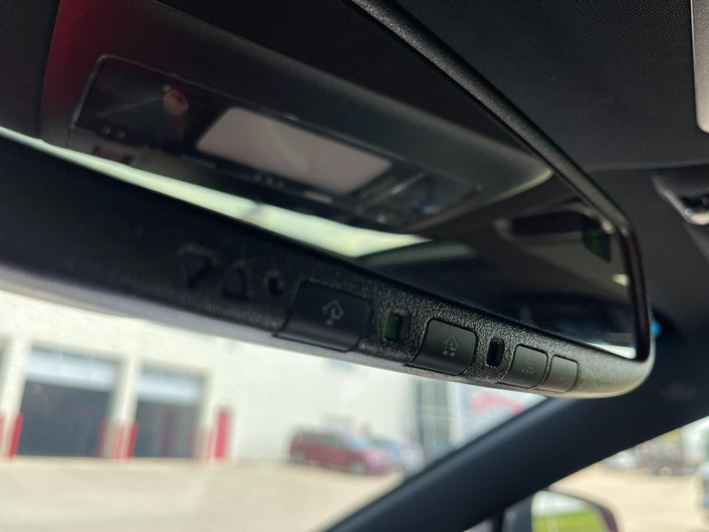 Lexus NX Vehicle Image 38