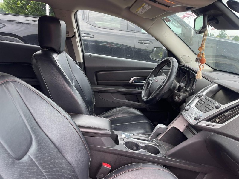 GMC Terrain Vehicle Image 03