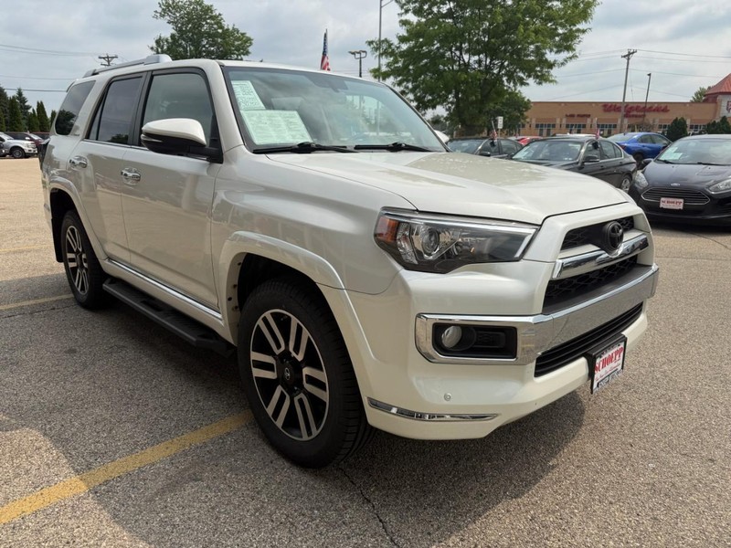 Toyota 4Runner Vehicle Image 03