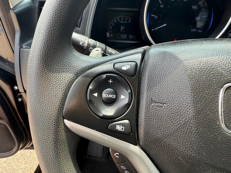 Honda Fit Vehicle Image 20
