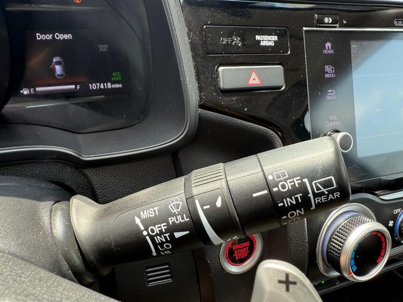 Honda Fit Vehicle Image 23