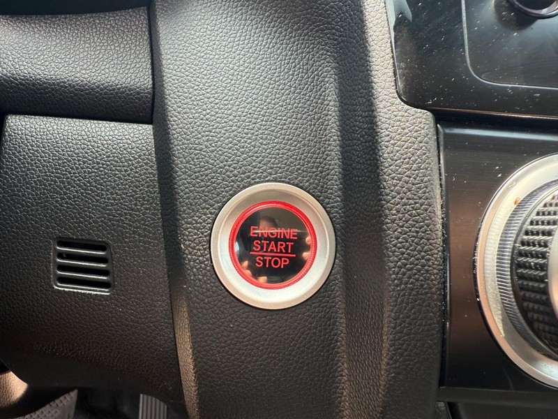Honda Fit Vehicle Image 26