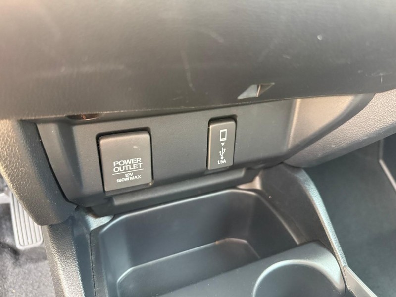 Honda Fit Vehicle Image 29