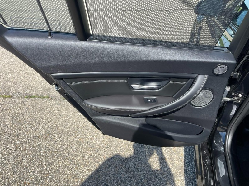 BMW M3 Vehicle Image 19