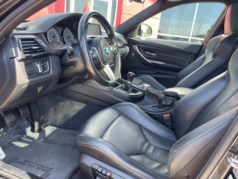 BMW M3 Vehicle Image 20