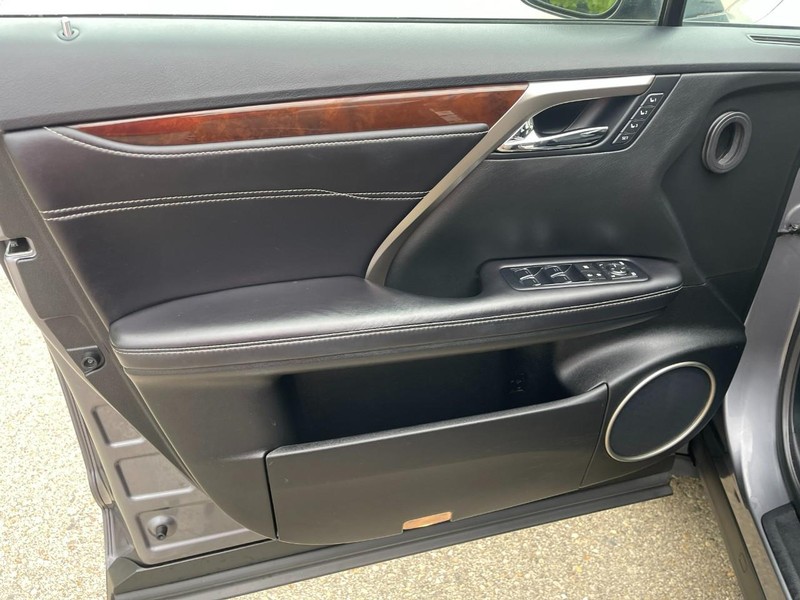 Lexus RX 350 Vehicle Image 19