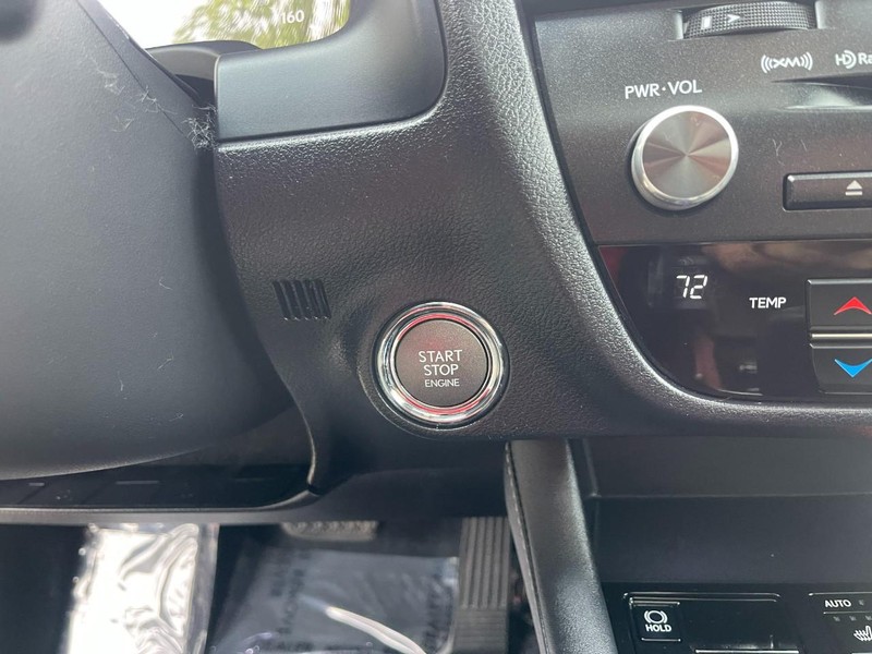 Lexus RX 350 Vehicle Image 30