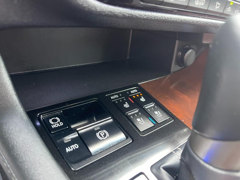 Lexus RX 350 Vehicle Image 32