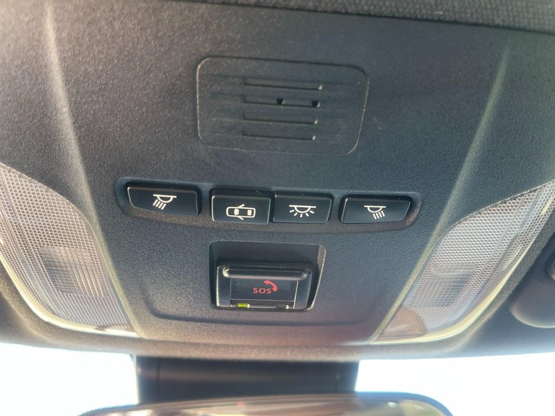 Toyota Corolla Vehicle Image 31