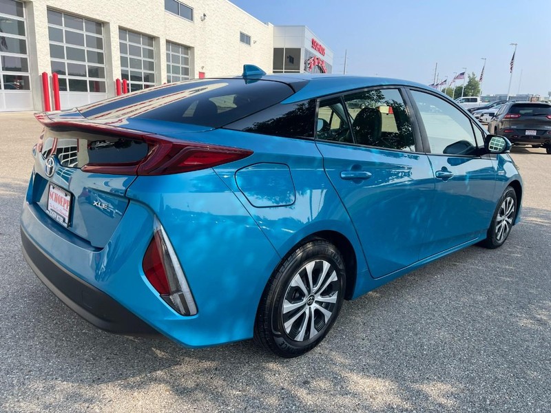 Toyota Prius Prime Vehicle Image 03
