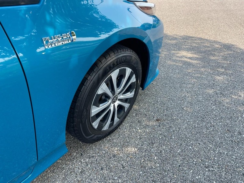 Toyota Prius Prime Vehicle Image 06