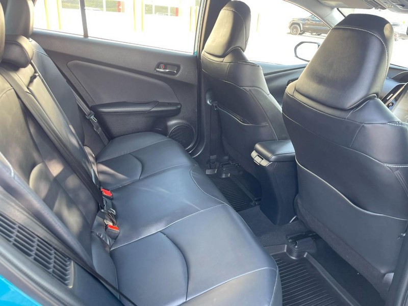 Toyota Prius Prime Vehicle Image 10