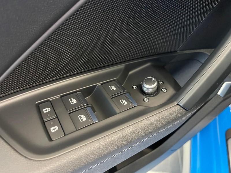 Audi S3 Vehicle Image 25