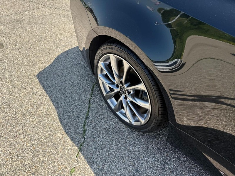 Lexus RC Vehicle Image 08