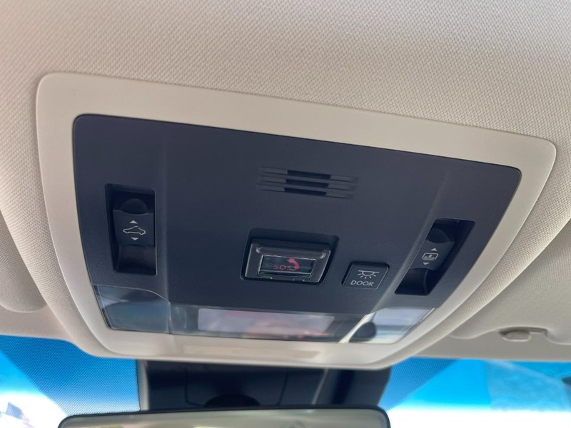 Lexus ES Vehicle Image 41