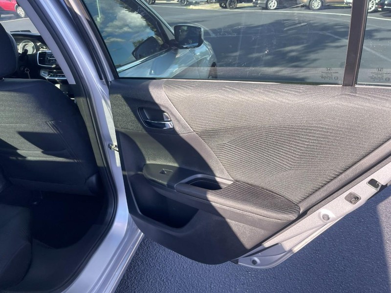 Honda Accord Sedan Vehicle Image 10