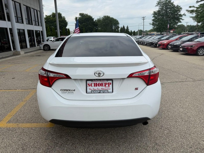 Toyota Corolla Vehicle Image 06