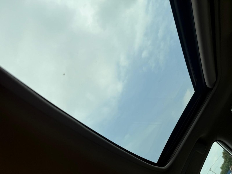 Toyota Corolla Vehicle Image 30