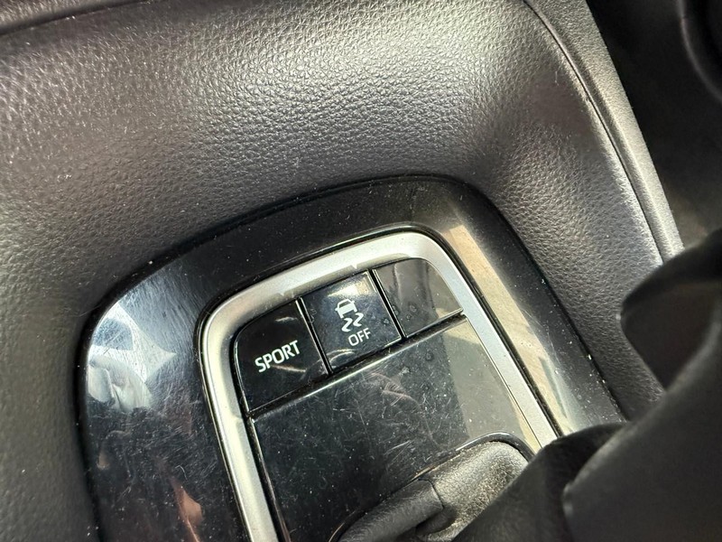 Toyota Corolla Vehicle Image 32