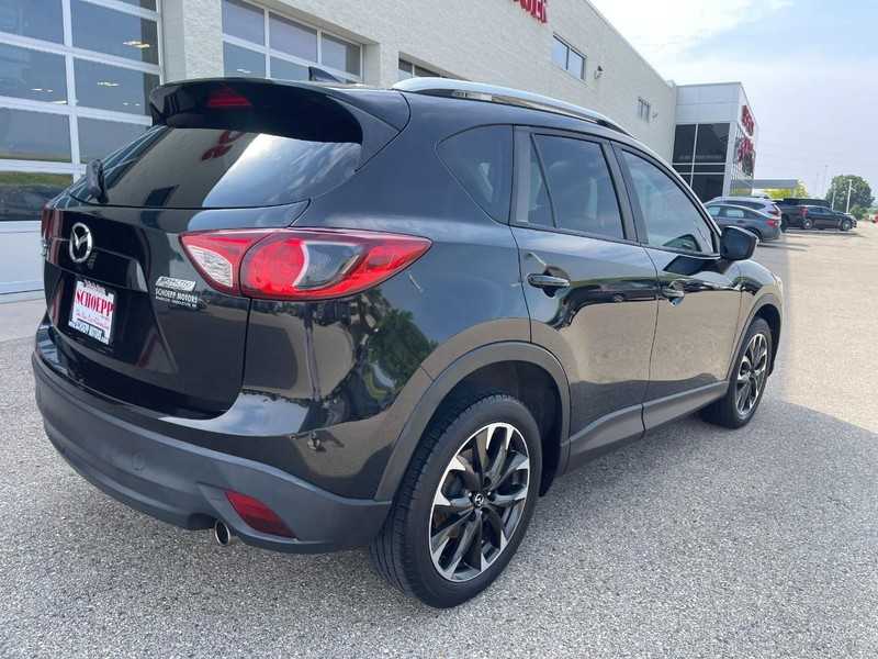 Mazda CX-5 Vehicle Image 03