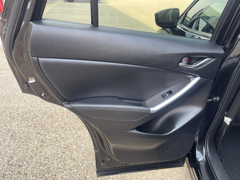 Mazda CX-5 Vehicle Image 15